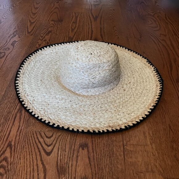 L*Space Beth Floppy Straw Sun Hat Womens OS Tan Brown Black Woven Beach Pool
